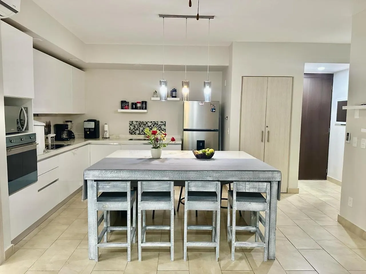 Your Prefecto Vacations! Fsking Playa del Carmen Apartment